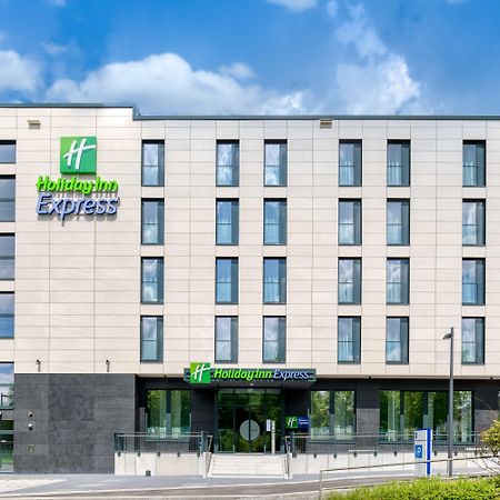 Holiday Inn Express - Fulda By Ihg Екстериор снимка