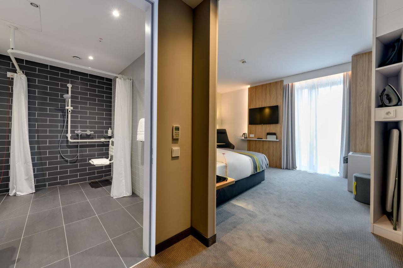 Holiday Inn Express - Fulda By Ihg Екстериор снимка