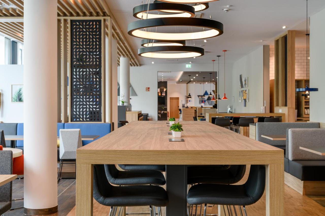 Holiday Inn Express - Fulda By Ihg Екстериор снимка