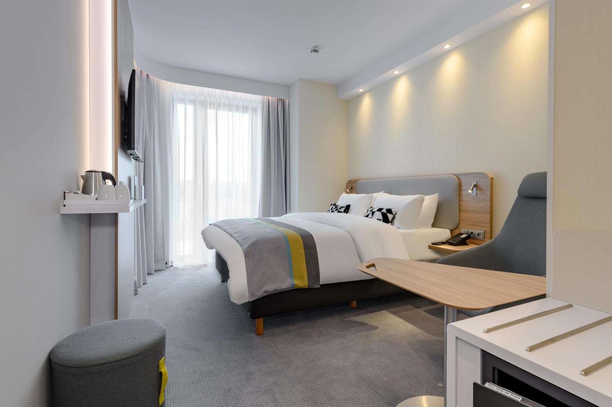 Holiday Inn Express - Fulda By Ihg Екстериор снимка