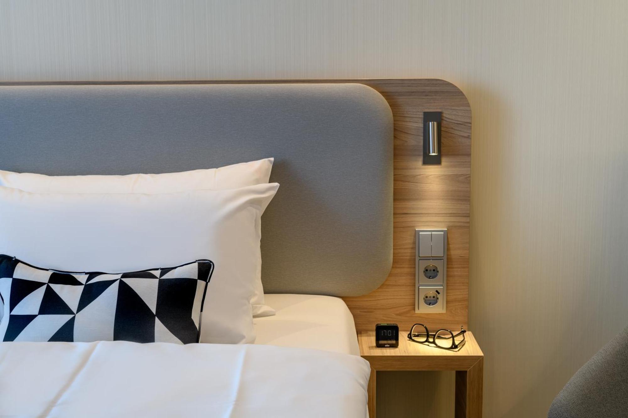 Holiday Inn Express - Fulda By Ihg Екстериор снимка